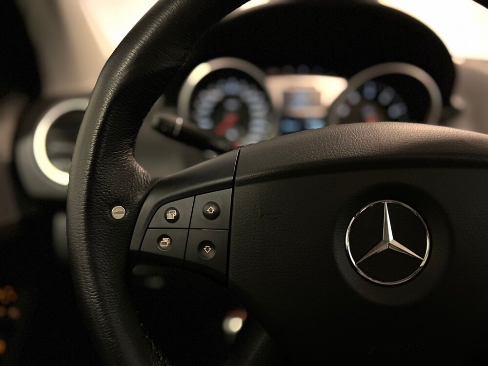 Mercedes-Benz ML63 AMG 6.2 V8 510hp 2006, R-677-XX -YOUNGTIMER-