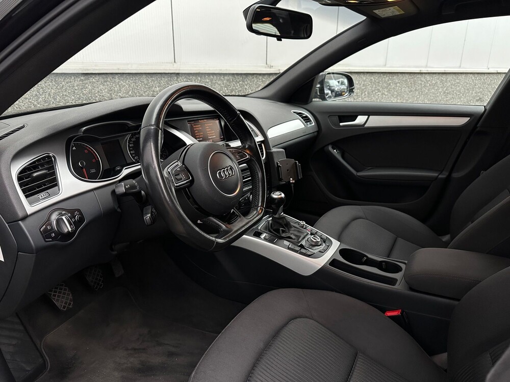 Audi A4 Avant 2.0 TDI Ultra Advance 136hp 2015 -Orig. NL-, HL-711-X