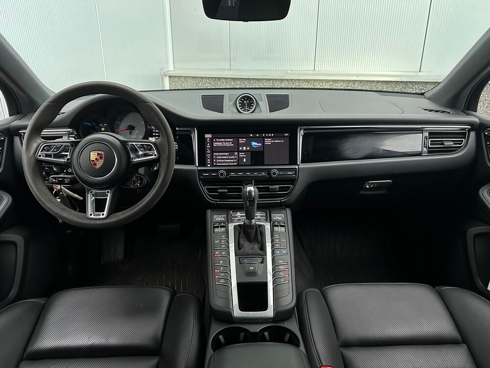 Porsche Macan S 3.0 V6 Sport-Chrono 354hp NEW-MODEL 2019, H-431-SR