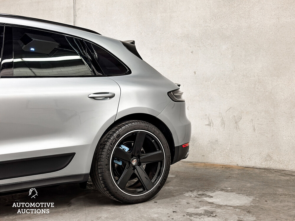 Porsche Macan S 3.0 V6 Sport-Chrono 354hp NEW-MODEL 2019, H-431-SR