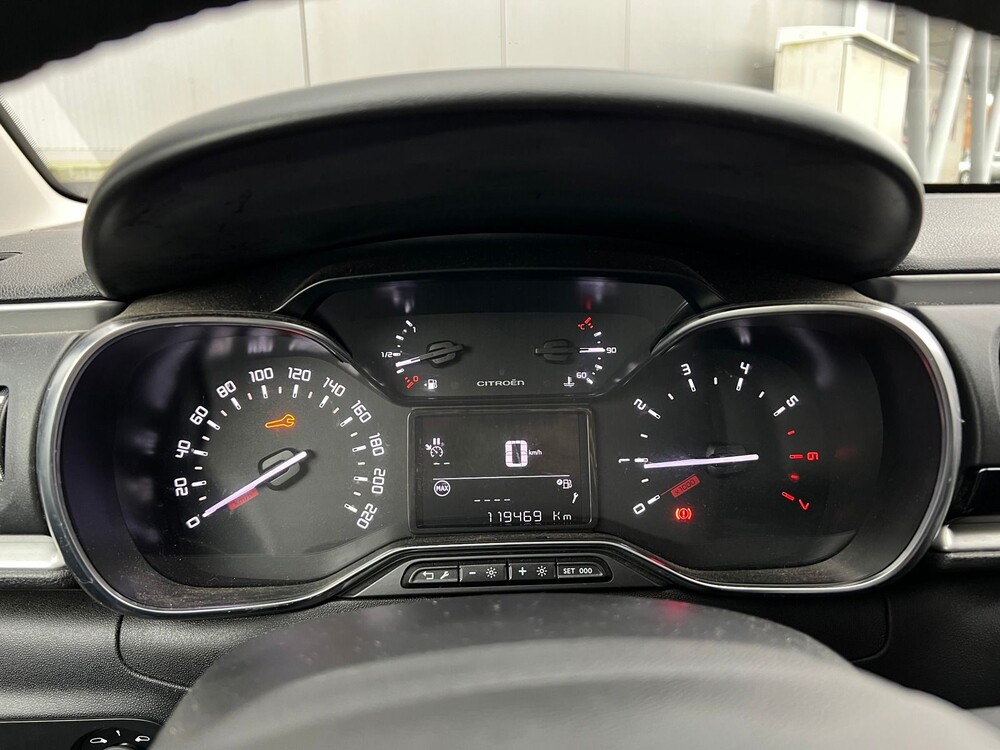 Citroen C3 1.2 PureTech S&S Shine 110hp 2018 -Orig. NL-, XB-639-D