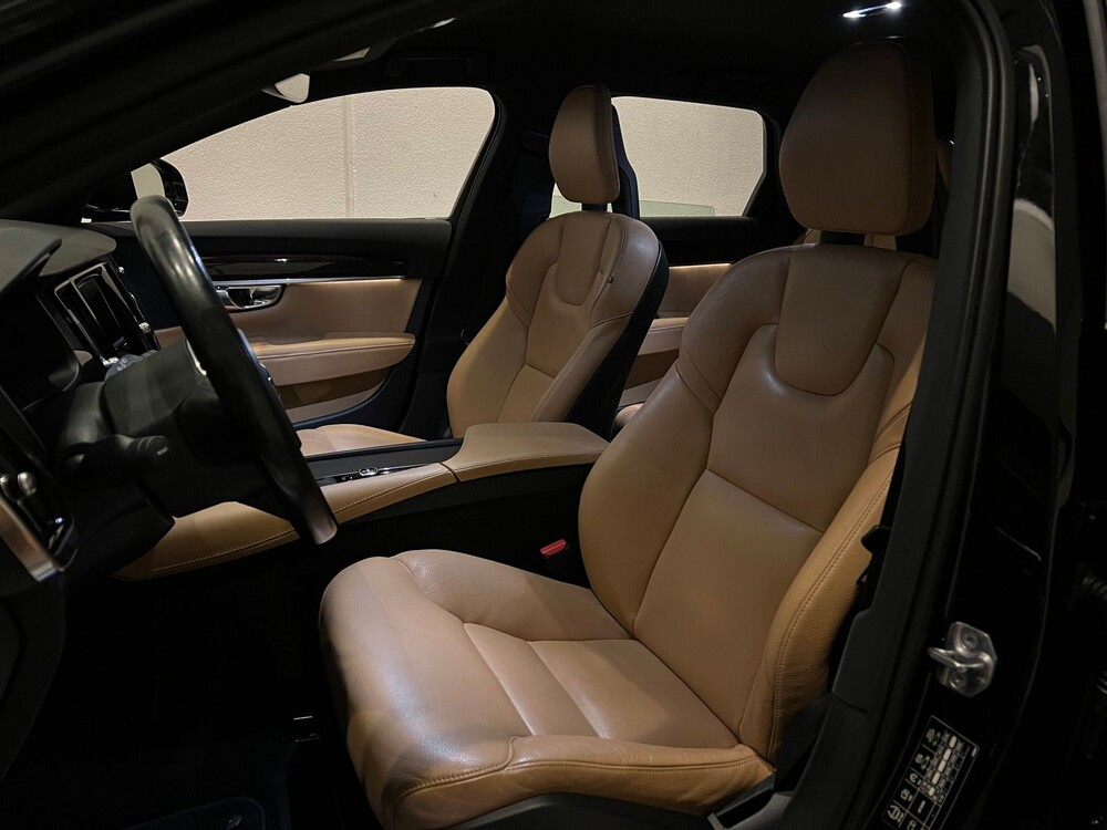 Volvo V90 2.0 D4 Momentum 190hp 2017 -Orig. NL-, NB-007-J