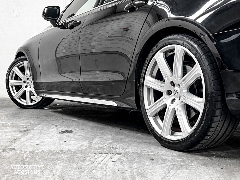 Volvo V90 2.0 D4 Momentum 190hp 2017 -Orig. NL-, NB-007-J