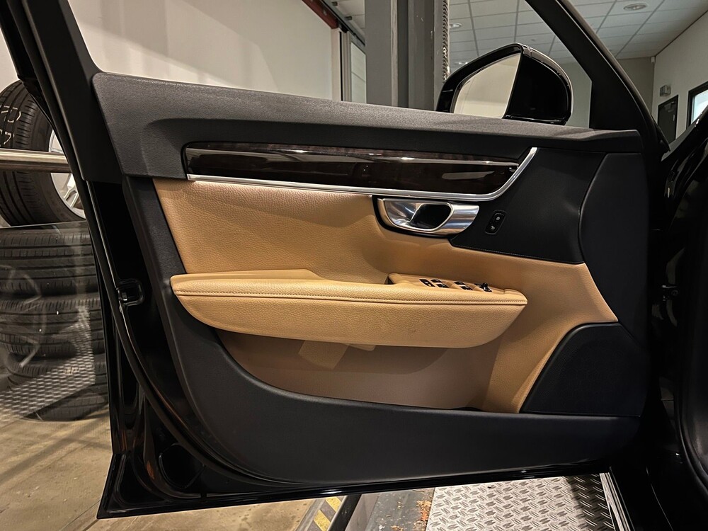 Volvo V90 2.0 D4 Momentum 190hp 2017 -Orig. NL-, NB-007-J