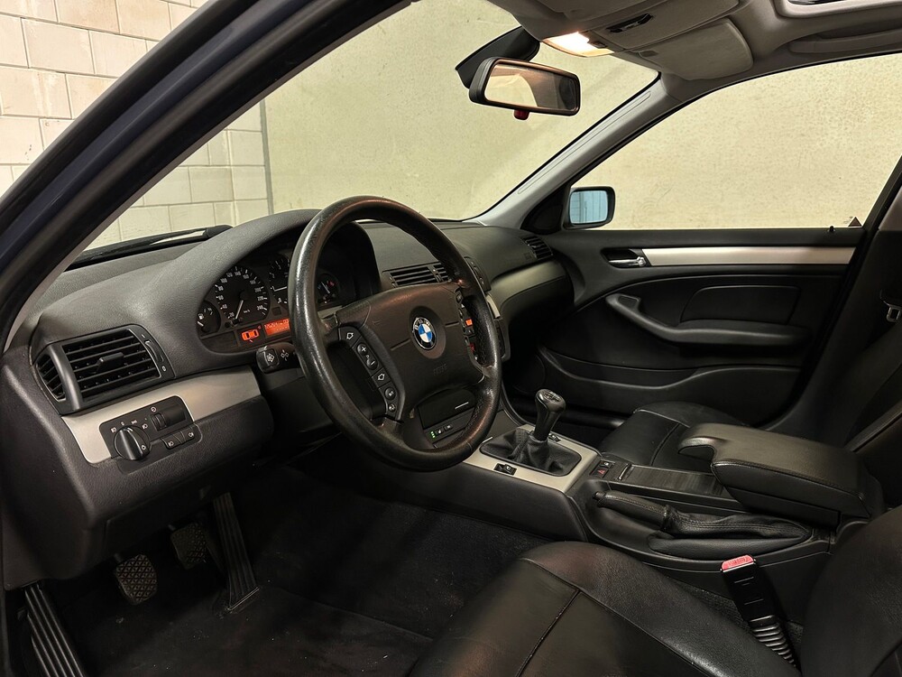 BMW 318i Special Executive 3-Series 143hp 2003, 84-TTS-6