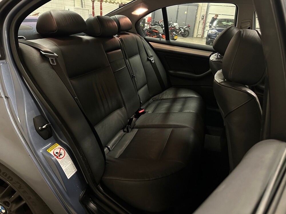 BMW 318i Special Executive 3-Series 143hp 2003, 84-TTS-6