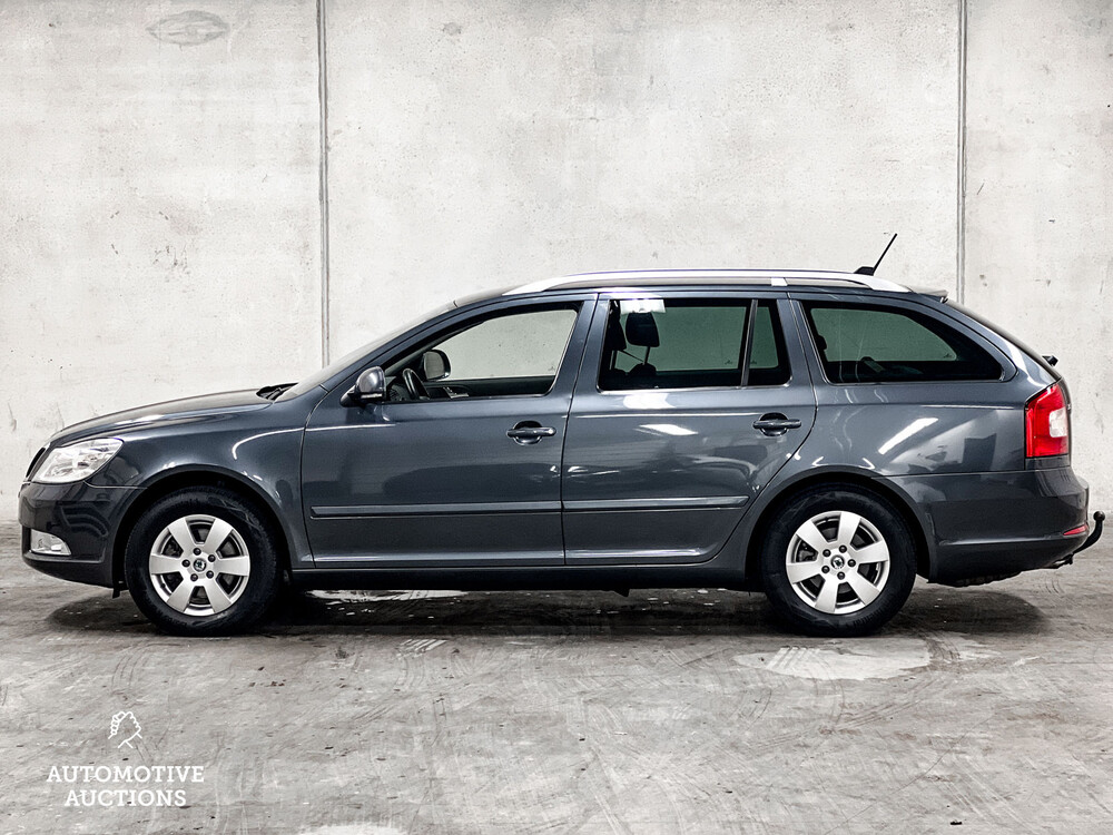 Skoda Octavia Estate 1.8 TSI Elegance 160hp 2012, 64-SXX-5