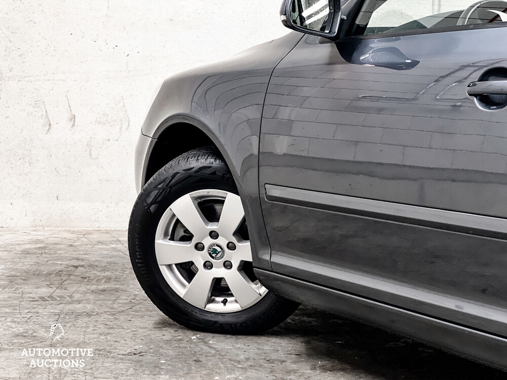 Skoda Octavia Estate 1.8 TSI Elegance 160hp 2012, 64-SXX-5