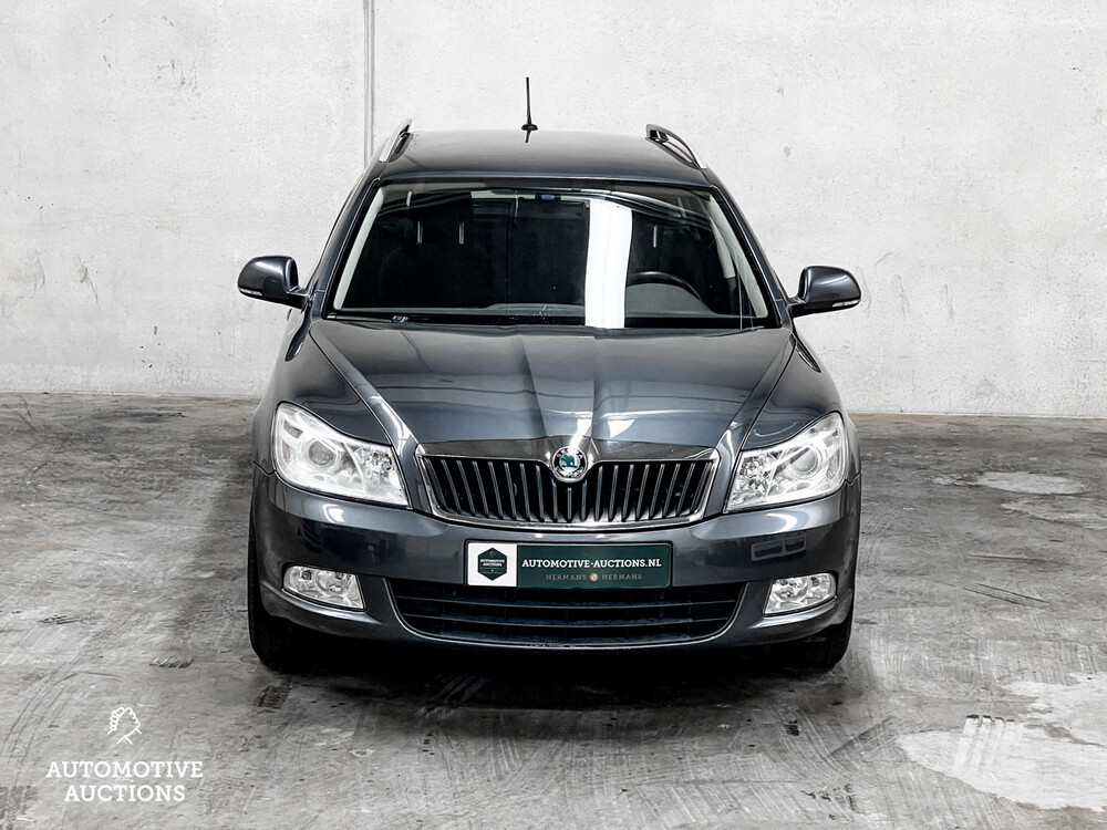 Skoda Octavia Estate 1.8 TSI Elegance 160hp 2012, 64-SXX-5