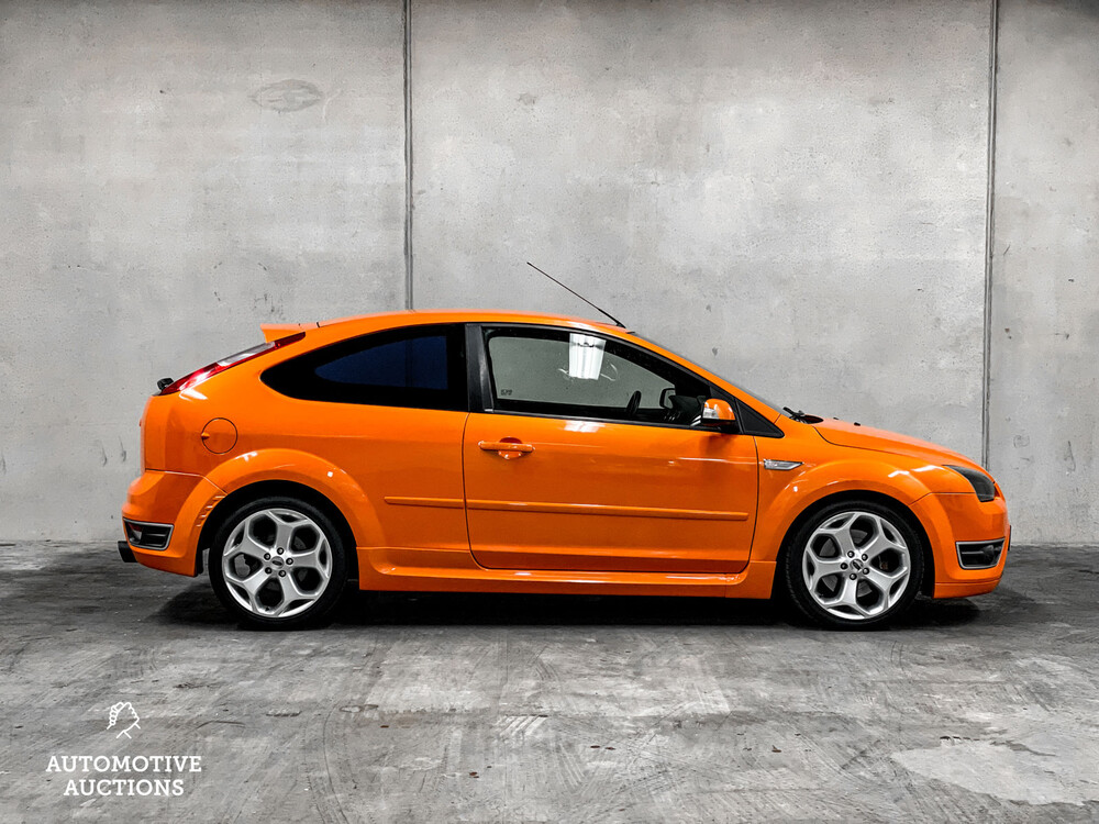 Ford Focus ST 2.5 Stage 2 Downpipe 226hp 2006, KJ-472-L