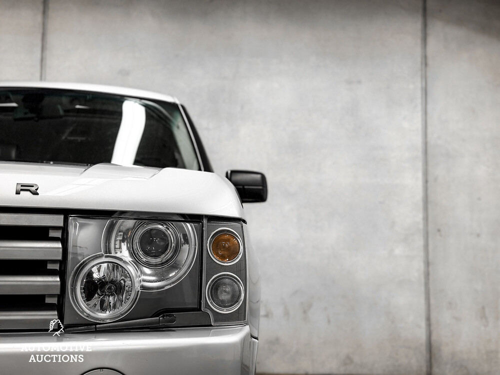 Land Rover Range Rover 4.4 V8 Vogue 286pk 2004 -Orig. NL-, 32-PP-PL -YOUNGTIMER-