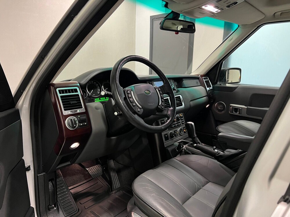 Land Rover Range Rover 4.4 V8 Vogue 286pk 2004 -Orig. NL-, 32-PP-PL -YOUNGTIMER-