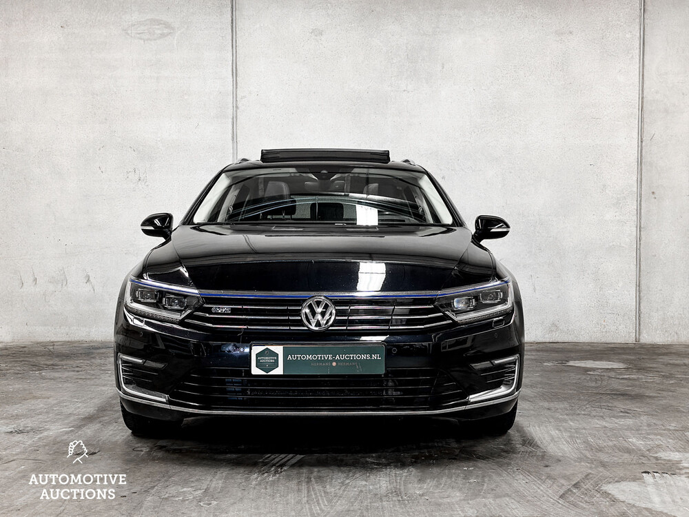 Volkswagen Passat Variant GTE 1.4 TSI Highline 218hp 2016, XG-966-V
