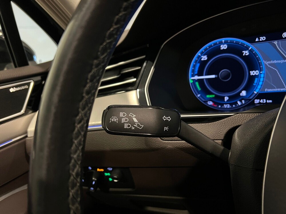 Volkswagen Passat Variant GTE 1.4 TSI Highline 218hp 2016, XG-966-V