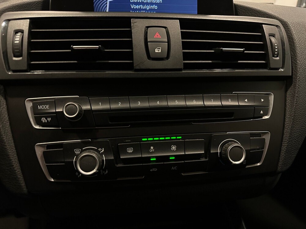 BMW 116i Sport Line Upgrade Edition 136hp 2012 1 Series -Orig. GB-, 54-XZF-8