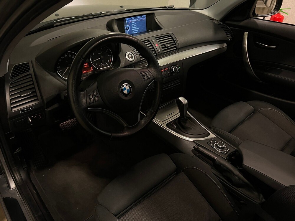 BMW 118i High Executive E87 143hp 2010 1-Series, PK-620-R