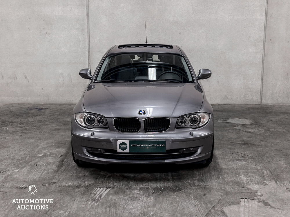 BMW 118i High Executive E87 143hp 2010 1-Series, PK-620-R