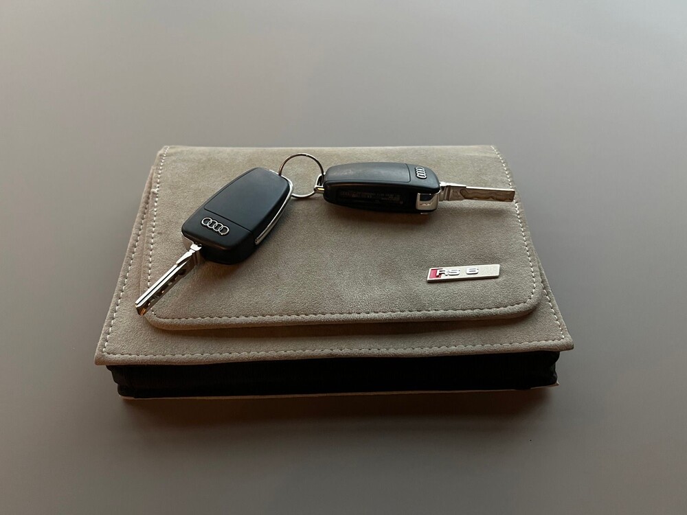 Audi RS6 Sedan 5.0 V10 Quattro 580hp 2010