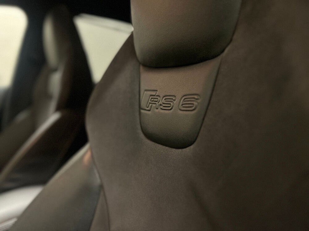 Audi RS6 Sedan 5.0 V10 Quattro 580hp 2010