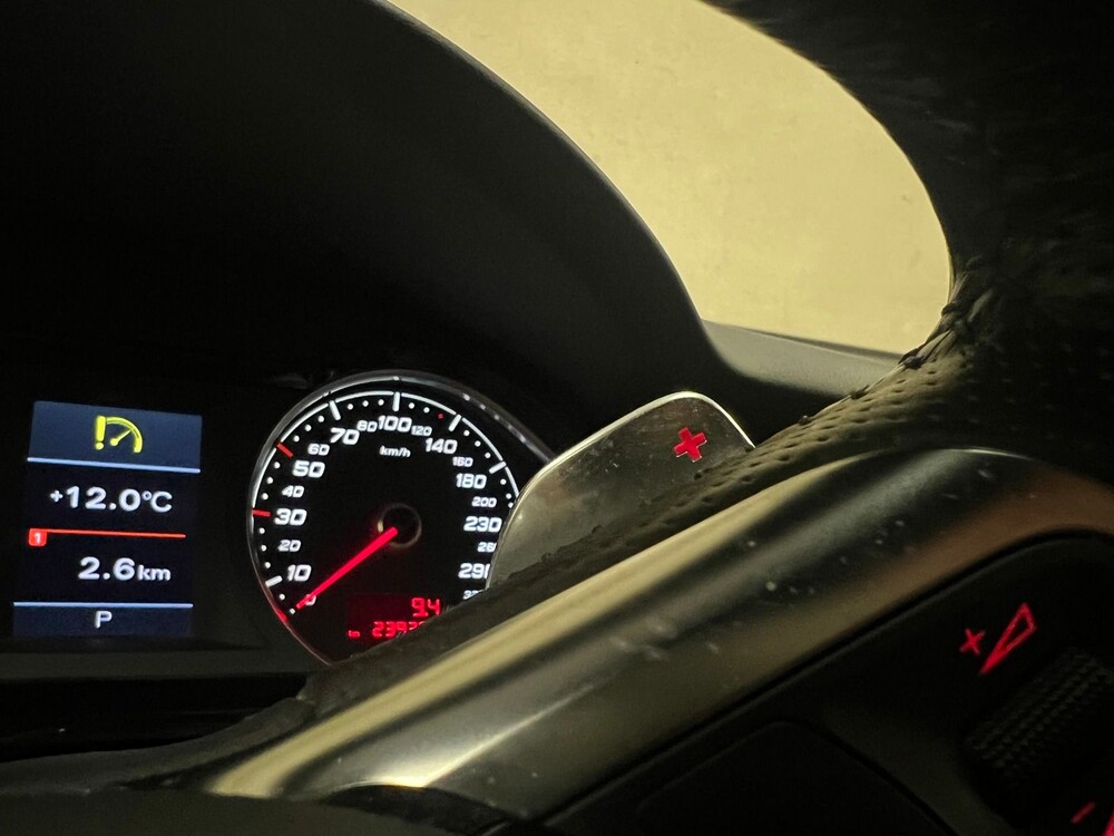 Audi RS6 Sedan 5.0 V10 Quattro 580hp 2010