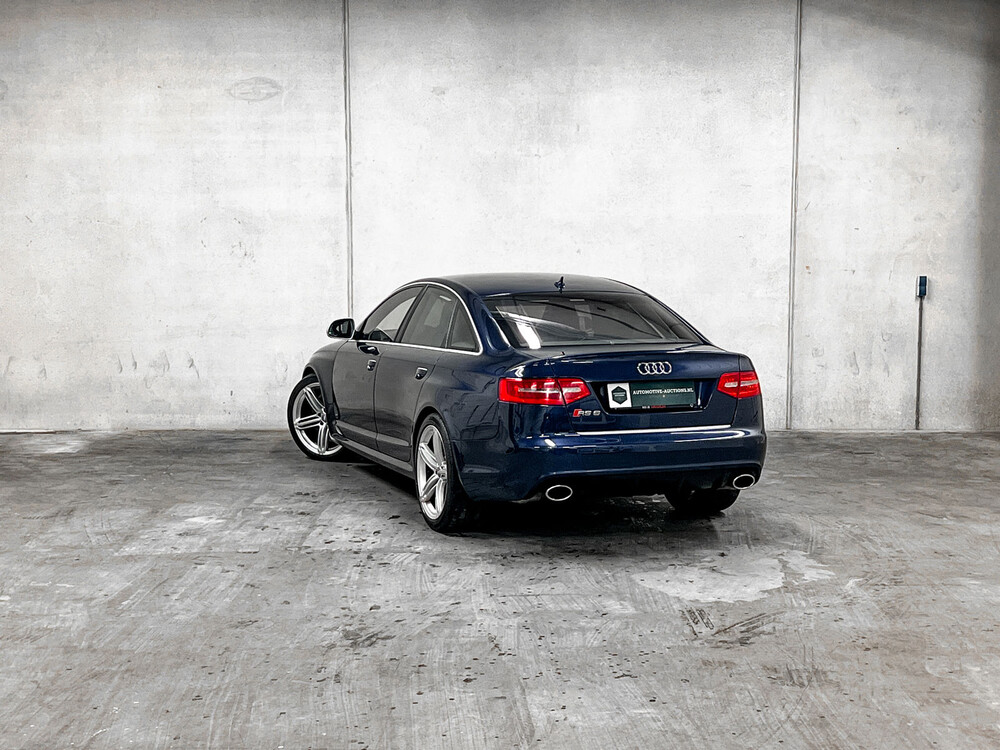 Audi RS6 Sedan 5.0 V10 Quattro 580hp 2010