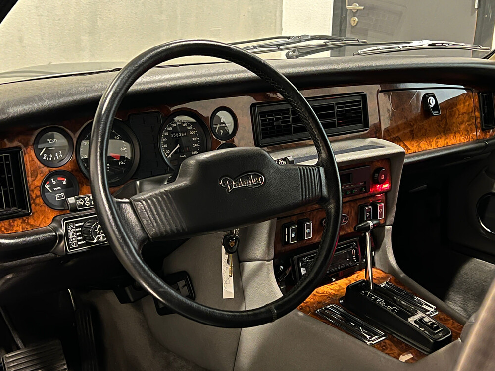 Daimler Double Six 6.0 V12 Series 3 264hp 1990, L-022-HD