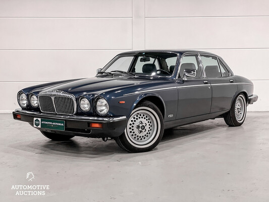 Daimler Double Six 6.0 V12 Series 3 264hp 1990, L-022-HD