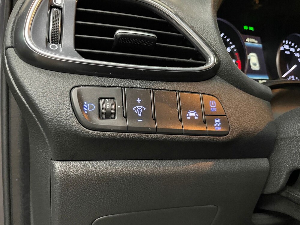 Hyundai i30 Fastback 1.4 T-GDI N Line 140pk 2019 -Orig. NL-, ZJ-954-G