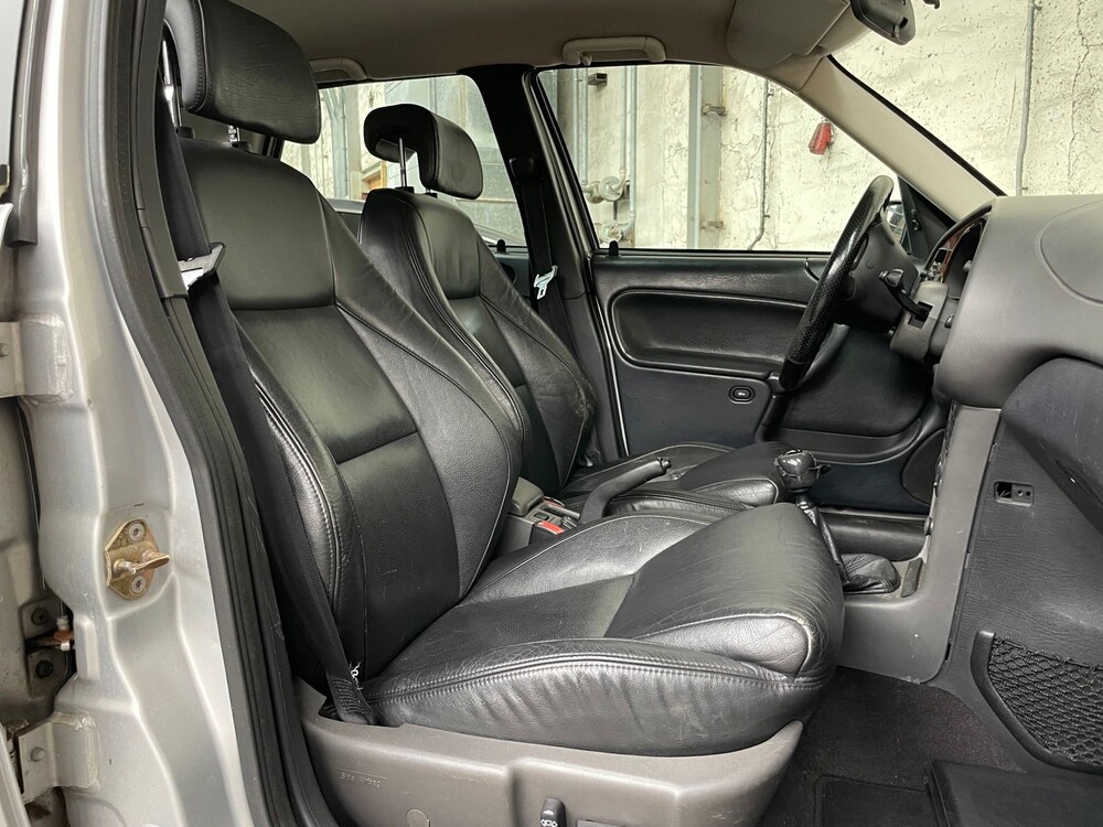 Saab 9-3 2.0 Turbo Aero 205pk 2000, NP-859-G