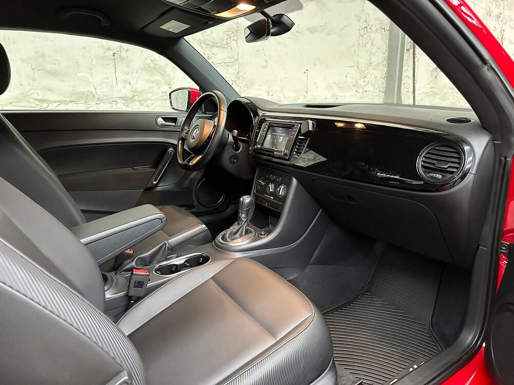 Volkswagen Beetle S 2.0 122pk 2018