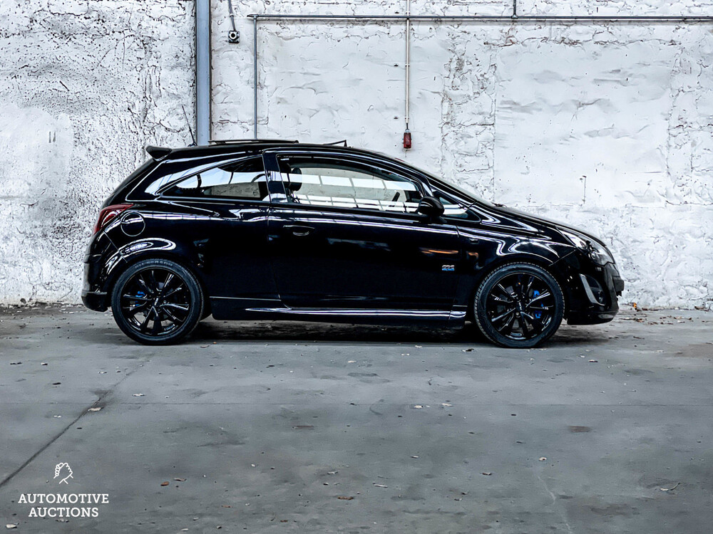 Opel Corsa OPC 1.6-16V T Color Edition 150pk 2011, G-495-DH