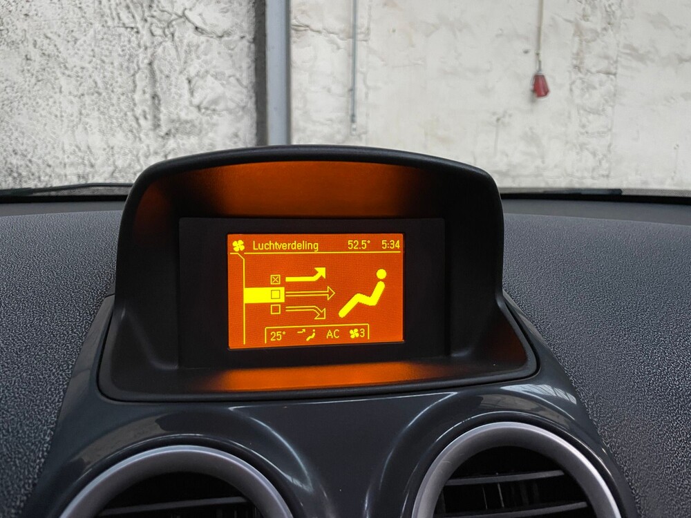 Opel Corsa OPC 1.6-16V T Color Edition 150pk 2011, G-495-DH