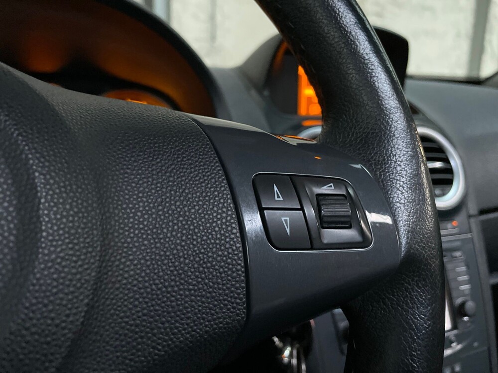 Opel Corsa OPC 1.6-16V T Color Edition 150pk 2011, G-495-DH