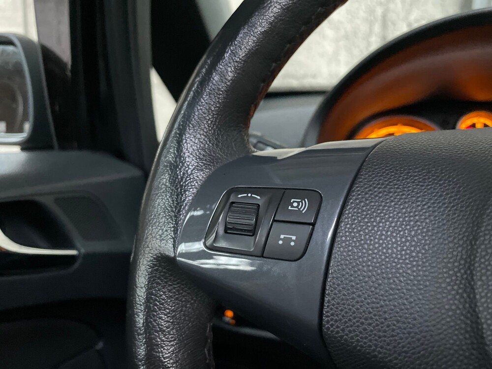 Opel Corsa OPC 1.6-16V T Color Edition 150pk 2011, G-495-DH