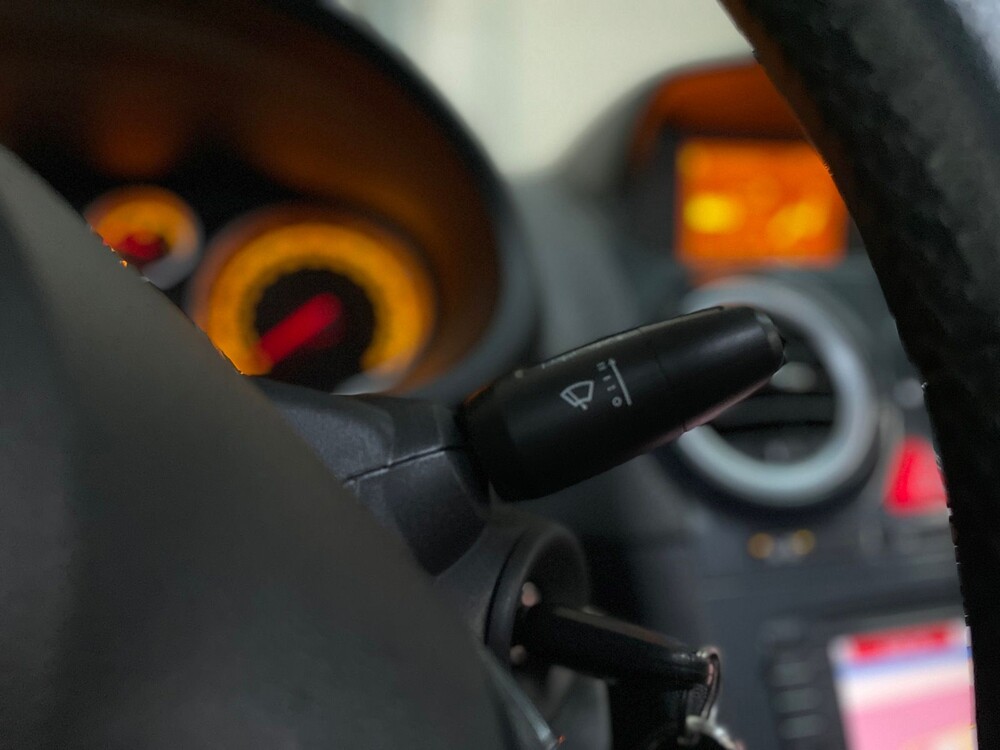 Opel Corsa OPC 1.6-16V T Color Edition 150pk 2011, G-495-DH