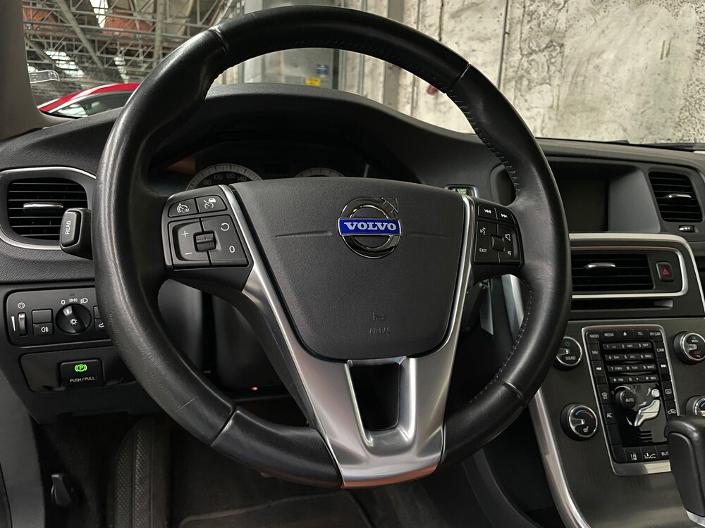 Volvo S60 3.0 T6 AWD Summum 305pk 2010 -Orig. NL- 50-LTS-5