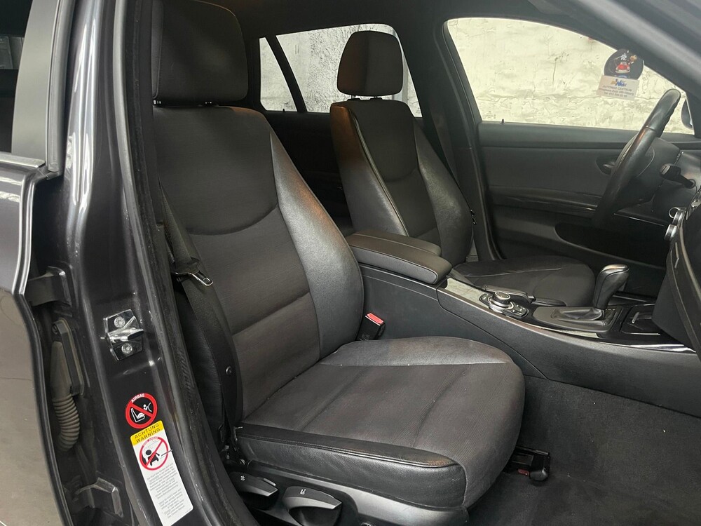 BMW 3-serie Touring 325xi 218pk 2008, XP-343-S