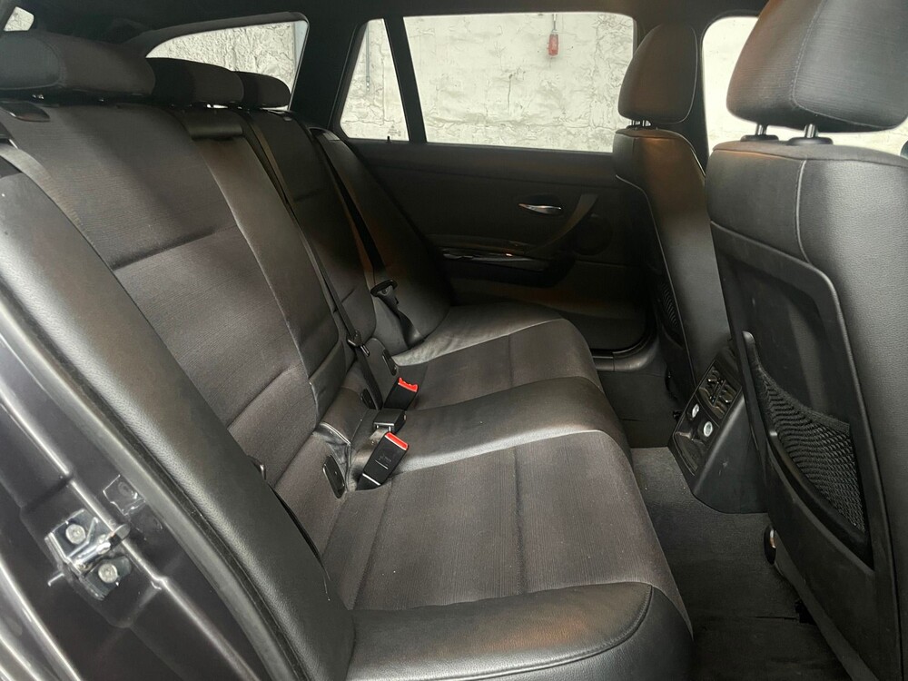 BMW 3-serie Touring 325xi 218pk 2008, XP-343-S
