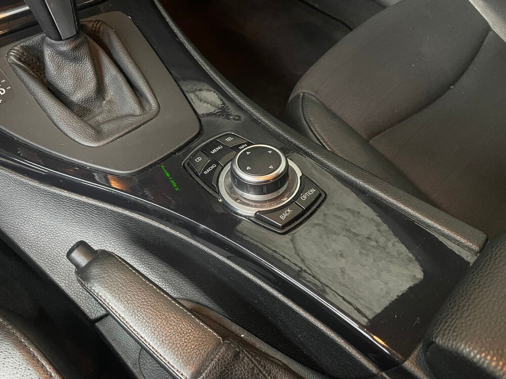 BMW 3-serie Touring 325xi 218pk 2008, XP-343-S