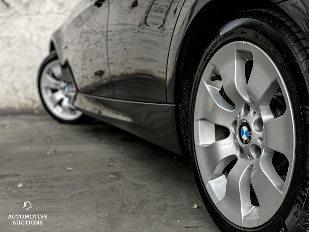 BMW 3-serie Touring 325xi 218pk 2008, XP-343-S