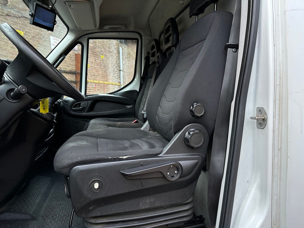 Iveco Daily 35S13V 2.3 410 H3 126pk 2016, VDF-24-H