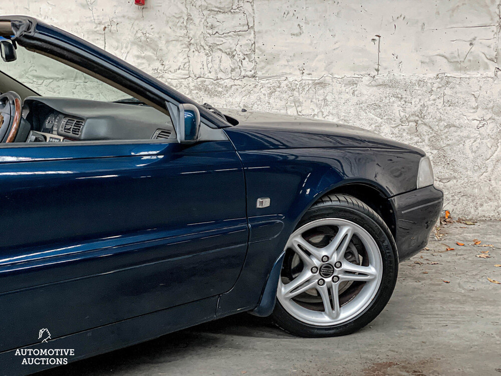 Volvo C70 Convertible 2.3 T5 Luxury 239pk 2000, 51-RJ-BZ