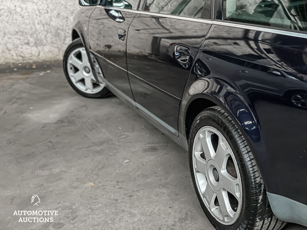 Audi A6 Avant 2.4 Exclusive MT 170pk 2002 -Orig. NL-, 04-JN-TN -Youngtimer-