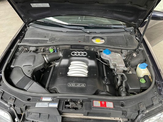 Audi A6 Avant 2.4 Exclusive MT 170hp 2002 -Orig. NL-, 04-JN-TN -Youngtimer-