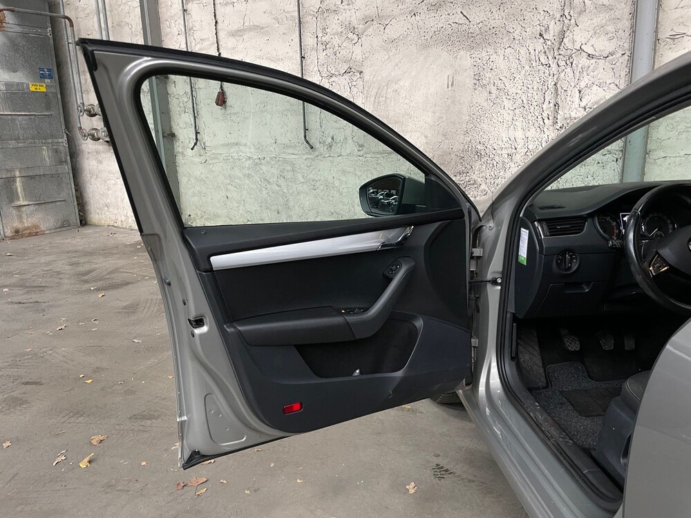 Skoda Octavia Combi 1.0 TSI Grt Amb. Bns 116pk 2019 -Orig. NL-, XR-784-V