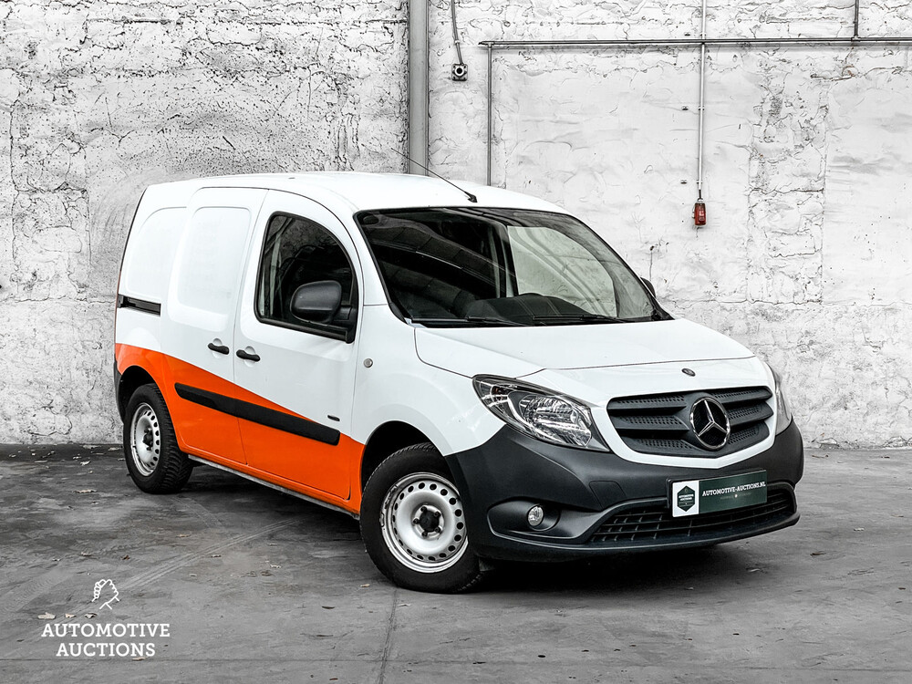 Mercedes-Benz 108 CDI BlueEfficiency Business Professional 75pk 2016 -Orig. NL-, V-777-BH