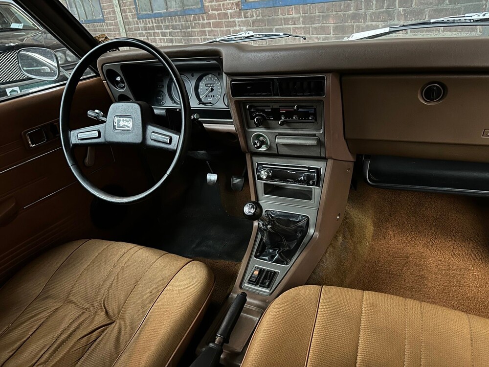 Toyota Carina 1.6 de Luxe 75hp 1976, 98-JU-66