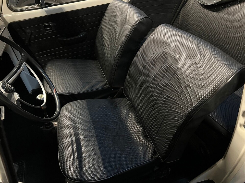 Volkswagen Kever 1300 Cabriolet 1969 -Orig. NL-, 14-83-GH