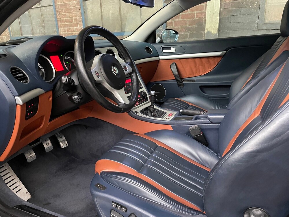 Alfa Romeo Brera 3.2 JTS V6 Q4 SKY WINDOW 260pk 2006 -Youngtimer-