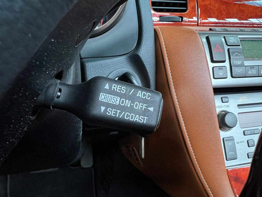 Lexus SC 430 286PS 2005 Cabriolet, ZD-824-T -Youngtimer-